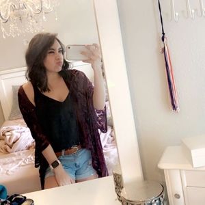 Meet your Posher, Deysi